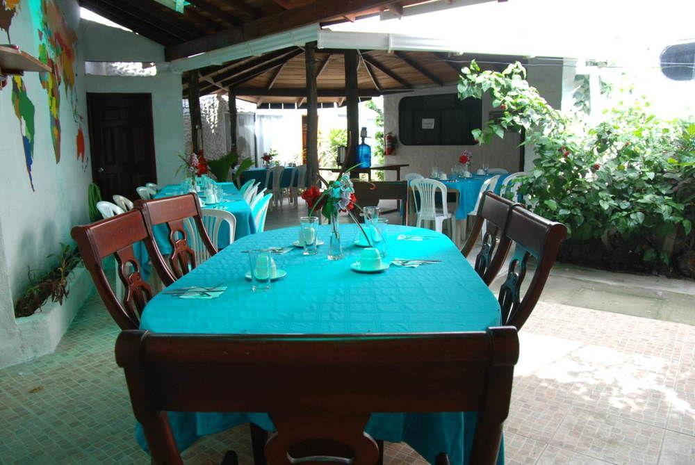 Gran Hostal Tintorera Puerto Villamil Exterior photo